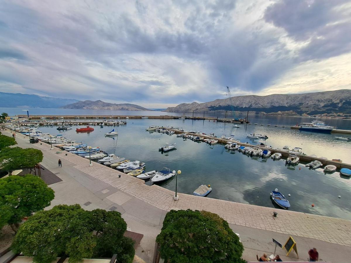 Baska Portside Apartment Екстериор снимка